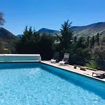 Le Moulin De La Viorne, Avec Piscine Au Coeur De La Nature En Haute-provence 3*