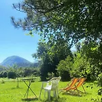 Le Moulin De La Viorne, Avec Piscine Au Coeur De La Nature En Haute-provence