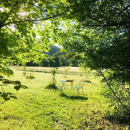 Penzion Le Moulin De La Viorne, Avec Piscine Au Coeur De La Nature En Haute-provence