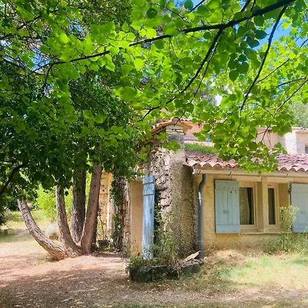 Pensjonat Le Moulin De La Viorne, Avec Piscine Au Coeur De La Nature En Haute-provence