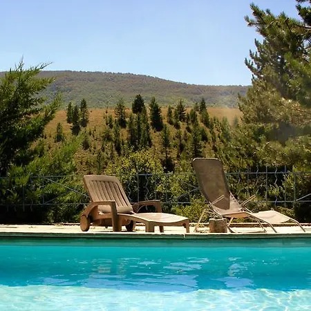 Le Moulin De La Viorne, Avec Piscine Au Coeur De La Nature En Haute-provence Penzion