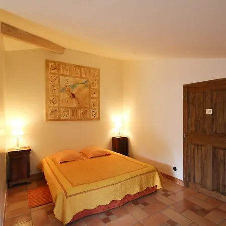 Le Moulin De La Viorne, Avec Piscine Au Coeur De La Nature En Haute-provence Les Omergues