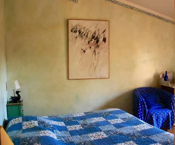 Le Moulin De La Viorne, Avec Piscine Au Coeur De La Nature En Haute-provence Les Omergues